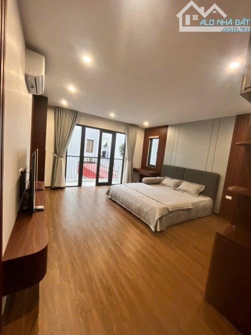 Bán nhà Chu Huy Mân, Phúc Đồng,lô góc, gara ô tô , kinh doanh, thang máy 61m 13 tỷ hơn - 2