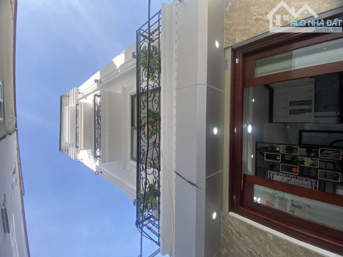 Bán gấp căn nhà gần Chợ Phúc Lợi-30m-4.5tầng-5tỷ4 - 2