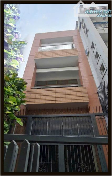 Nhà phố xinh 4.1 x 17m nở hậu 1 trệt 3 lầu Đặng Dung Quận 1 TP.HCM - 2