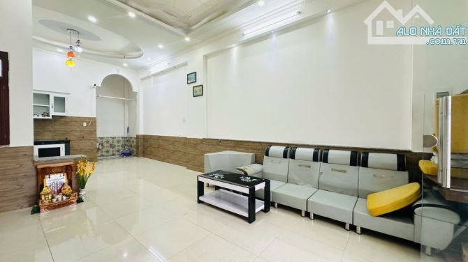 BÁN NHÀ 1 TRỆT 1 LẦU GẦN DT743, ĐÔNG HÒA, DĨ AN – GIÁ CHỈ 3,5 TỶ - 2