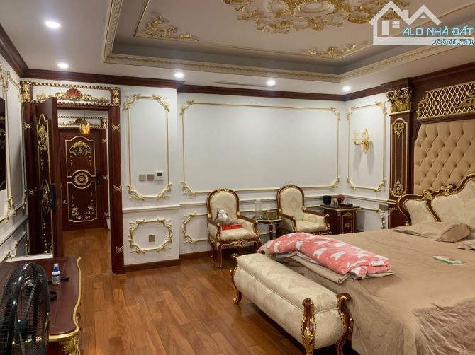 LIỀN KỀ 82 NGUYỄN TUÂN - 82M² - MT 6M - VỈA HÈ RỘNG - Ở ĐẲNG CẤP, VĂN PHÒNG SANG - 3xTỶ - 2