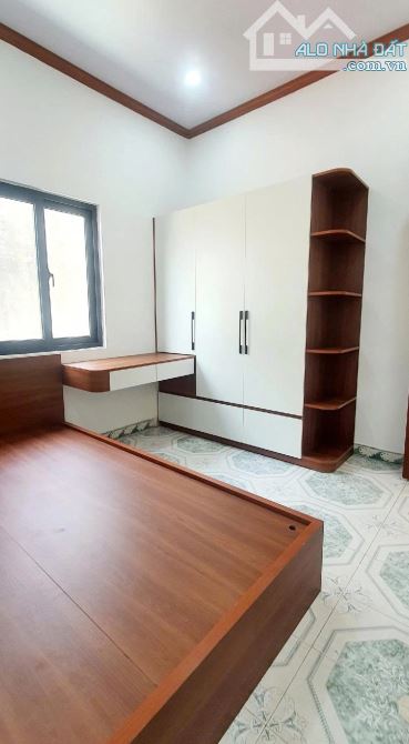 NHÀ 2 TẦNG KIÊN CỐ – HOÀNG DIỆU – VIEW CÔNG VIÊN – NỞ HẬU ĐẸP - 2
