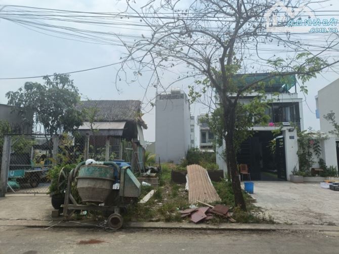 BÁN ĐẤT – 130m² – ĐƯỜNG 8M – Trường Lưu – Long Trường – 4.X TỶ - 2