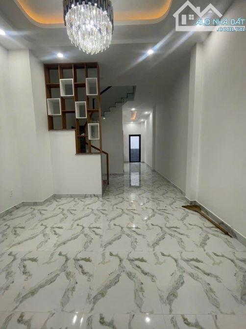 🏡 BÁN NHÀ ĐẸP - NGUYỄN QUÝ ANH, TÂN PHÚ 📍 Vị trí: Nguyễn Quý Anh, Q. Tân Phú 📐 DT: 4x16 - 2