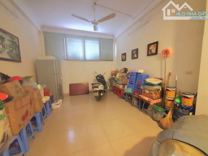Bán gấp-Nhà Ngụy Như Kon Tum-gara oto 7c-Thông Kd- Dt 60m2- Giá 18 tỷ - 2