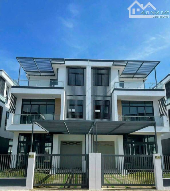 100M NHÀ PHỐ ĐÔNG TĂNG LONG, 8,X TỶ, ĐƯỜNG 10M, PHÂN LÔ ĐỒNG BỘ  NHÀ PHỐ 3 TẦNG XÂY SẴN - 2