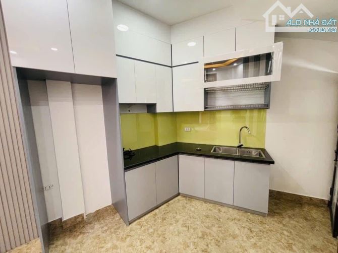 Siêu hiếm 32m2 x 5T - Phố Khương Trung - Thanh Xuân - 20M Ra Phố - MT 4.5 - Giá 6.2 tỷ. - 2