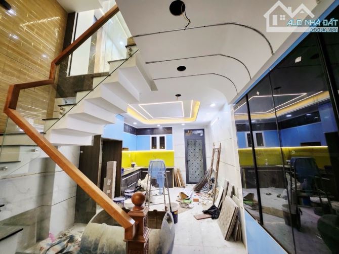 🤩NHÀ MỚI 100% DỌN VÀO Ở NGAY 5TẦNG ĐẸP SỊN ĐƯỜNG XE TẢI THÔNG THOÁNG GẦN TÊN LỬA -EAON MA - 2