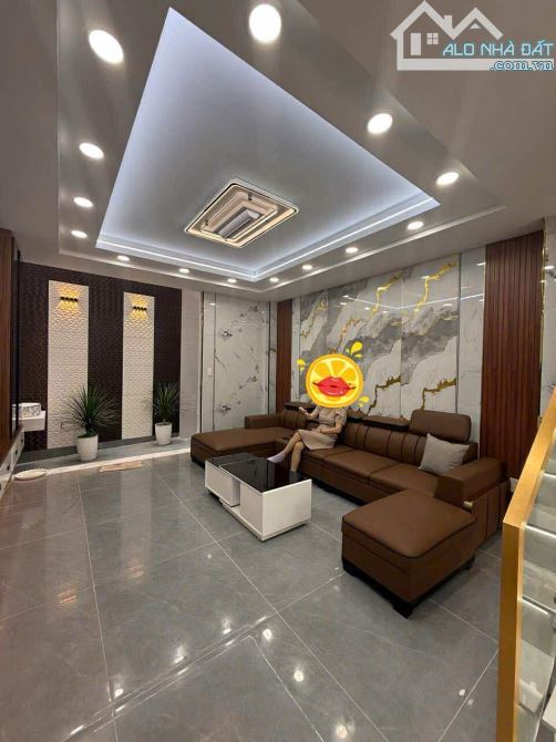 Siêu Phẩm 5 Tầng full nội thất cao cấp, Nguyễn Ảnh Thủ, 53m2, đường 8m xe hơi ngủ trước nh - 2