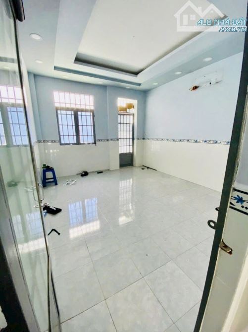 TRUNG TÂM QUẬN 7, HẺM XE HƠI, 2 MẶT TIỀN TRƯỚC VÀ SAU, 4,1x19M, BÙI VĂN BA - 2