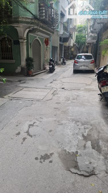 LÔ GÓC MẶT TIỀN LỚN - ĐỐNG ĐA - KINH DOANH - Ô TÔ VÀO NHÀ - 54M2 - 16 TỶ - 2