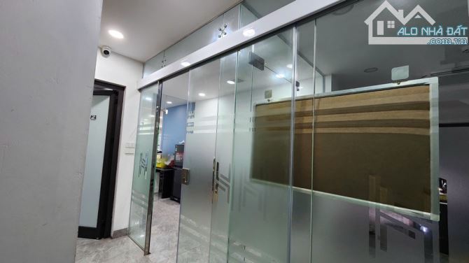 Siêu Víp Ngã Tư/ 79.8 tỷ/ 158 m2/6 Tầng - 2