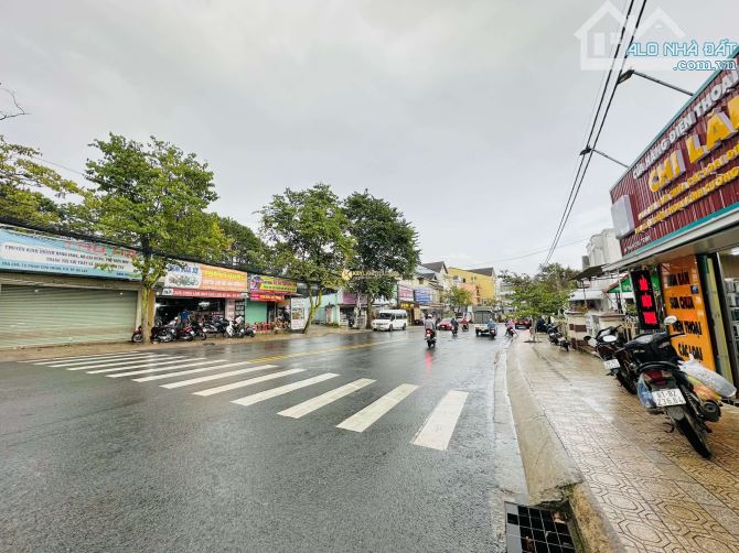 🔥GIẢM SỐC 6 TỶ-ĐẤT 2 MẶT TIỀN ĐƯỜNG PHAN CHU TRINH ĐÀ LẠT-262M2-CÁCH Hồ XUÂN HƯƠNG 1KM - 2