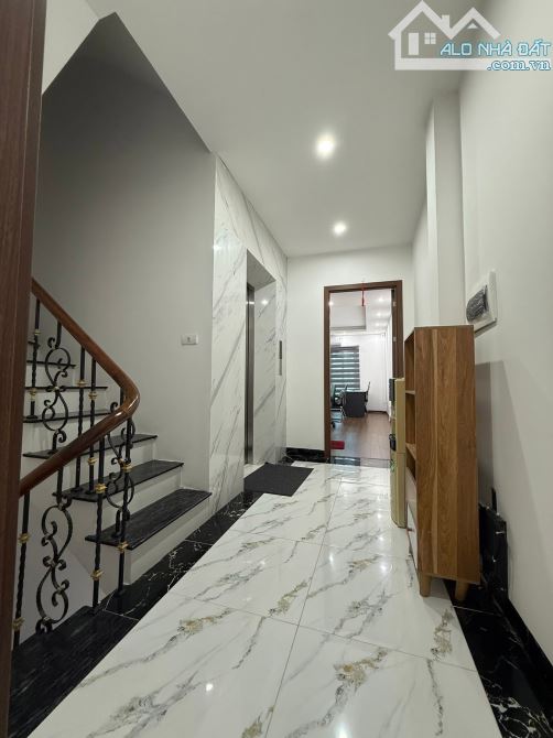 Siêu phẩm Phan Đình Giót - Thanh Xuân, 7 tầng thang máy - ngõ oto tránh - 69m2 CHỈ 26,79T - 2