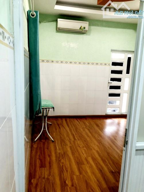CHỈ TỪ 5 T - DÀI 12M - 3 MẶT HẺM THÔNG - NGUYỄN TRI PHƯƠNG Q.10 - 36m2 - 2