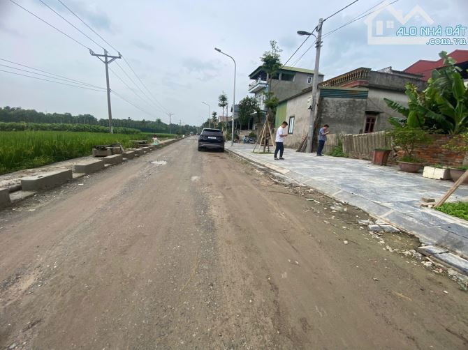 ✅ Bán đất bìa làng Nguyên Khê - 100m Sơn Du - Nhìn ra đường Nhật Tân - Nội Bài - 2