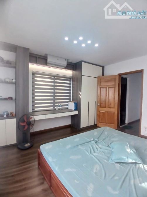 Bán gấp nhà lô góc La Khê – 5 tầng mới đẹp – Gần ô tô, sát khu dịch vụ Cửa Phủ, giá tốt - 2