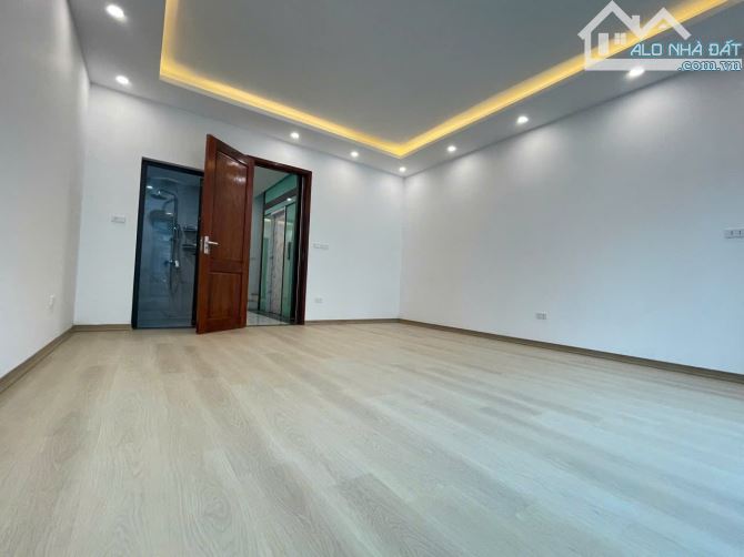 CHỈ GẦN 11 TỶ CÓ NHÀ MỚI 5 TẦNG – Ô TÔ ĐỖ CỬA – NGÃ TƯ SỞ, NGUYỄN TRÃI THANH XUÂN - 2