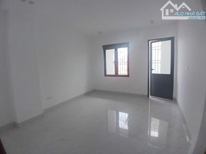 Bán gấp nhà 4 tầng Phan Đình Giót – Gần ô tô – Sổ nở hậu – Giá cực tốt - 2