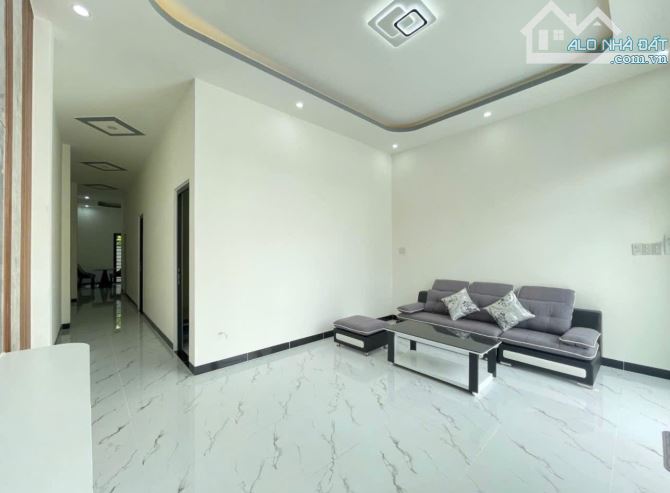 Nhà Mới Cho Chủ Mới Ngay Thị Trấn Hóc Môn - Giá 850 Triệu – Sổ Hồng Riêng - 2