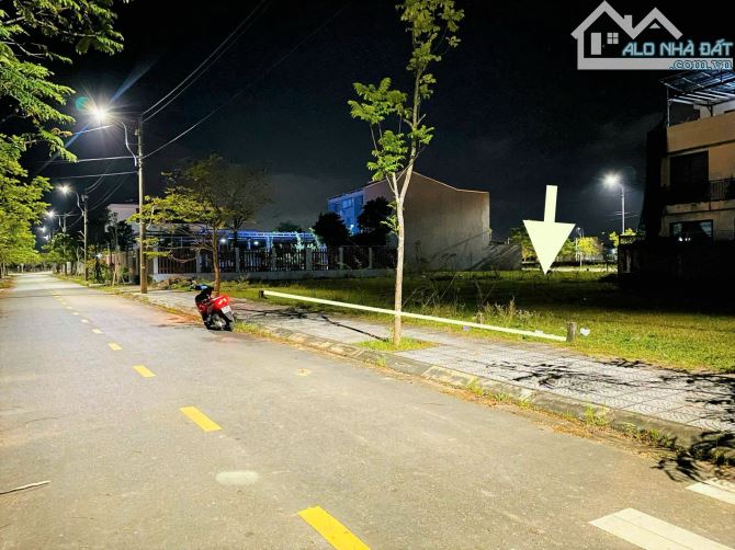 BÁN ĐẤT 230,8m2 KQH THUỶ THANH 3, VIEW KÊNH, KHỔ BIỆT THỰ ĐẸP, GẦN ĐH FPT, CHỈ 26 TRIỆU/M2 - 2