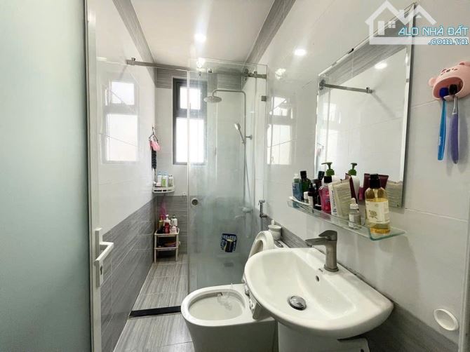 🌹CMT8, 46M2, 4 TẦNG, 3 PN, 3WC, PHƯỜNG 5, QUẬN TÂN BÌNH, GIÁ 7.39 TỶ🌹. - 2