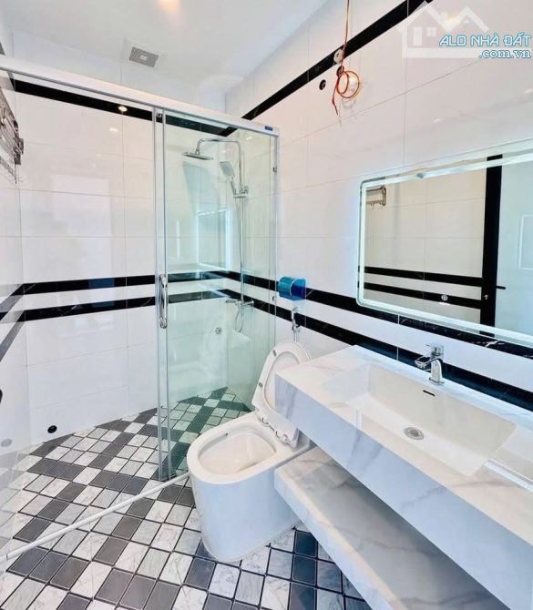 Bán Khu nhà 4 tầng cực Hot – ô tô đỗ gần sát cửa – ngay ngã tư 152 Hồ Sen – CHợ Hàng – zá - 2