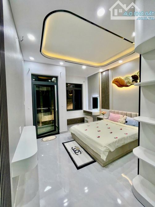 BÁN NHÀ QUẬN 7, GẦN CẦU PHÚ XUÂN, 3 TẦNG, 4 x 15, HẺM 6M , GIÁ NHỈNH 7 TỶ - 2