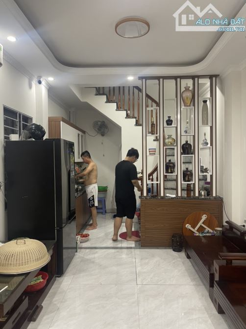 CĂN HIẾM – NHÀ ĐẸP 5 TẦNG – NGÕ 10M Ô TÔ – Phố TRƯƠNG ĐỊNH  - Giá 7.5 tỷ - 2