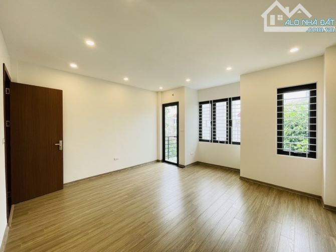 BÁN NHÀ ĐẸP, PHÚC LỢI, DIỆN TÍCH VÂM THỊT, GIÁ MỀM, 4 TẦNG, 63M2, MT: 4.5M, 7.5 TỶ - 2