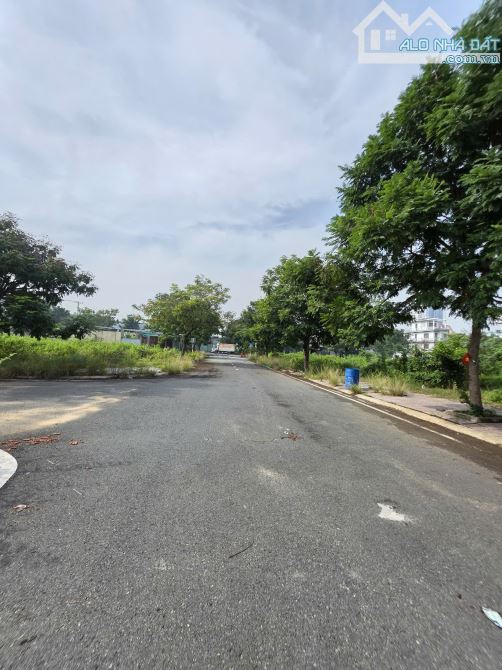 6Tỷ__237m2 🔥👉 Đất Rẻ Xây Biệt Thự (25 tr/m2)__khu Châu Thới, gần QL1K, Làng Đại học 3Km - 2