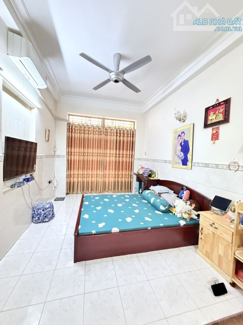 MẶT T,IỀN NGUYỄN TRỌNG TUYỂN PHÚ NHUẬN - 75M2, 4 TẦNG, HƠN 14 TỶ THƯƠNG LƯỢNG. - 2