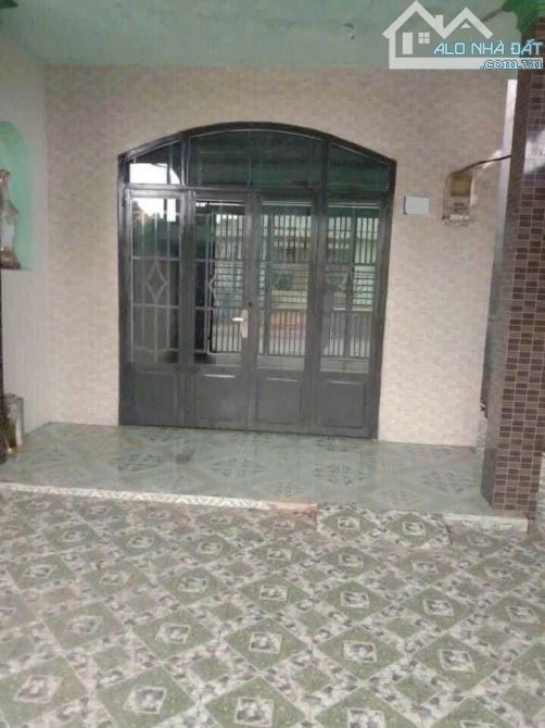 Cần bán nhà c4 ở Trịnh Thị Miếng Hóc Môn 4x13 ( 51m2 ) 830 TRIỆU Sổ hồng riêng sang tên - 2
