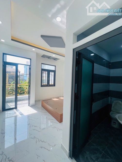 NHÀ SIÊU MỚI KHU TÂN HÒA ĐÔNG - GẦN 90M2 - NỞ HẬU - 3 TẦNG - HXH - GIÁ CHỈ NHỈNH 6 ĐỒNG - 2