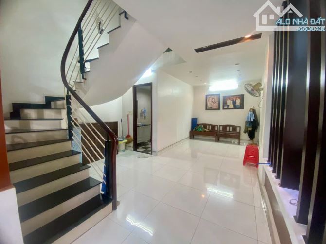 NGỘP NGÂN HÀNG BÁN GẤP TRONG THÁNG – LÝ THƯỜNG KIỆT – 4.32 x 13m – 4 TẦNG – 15 TỶ - 2