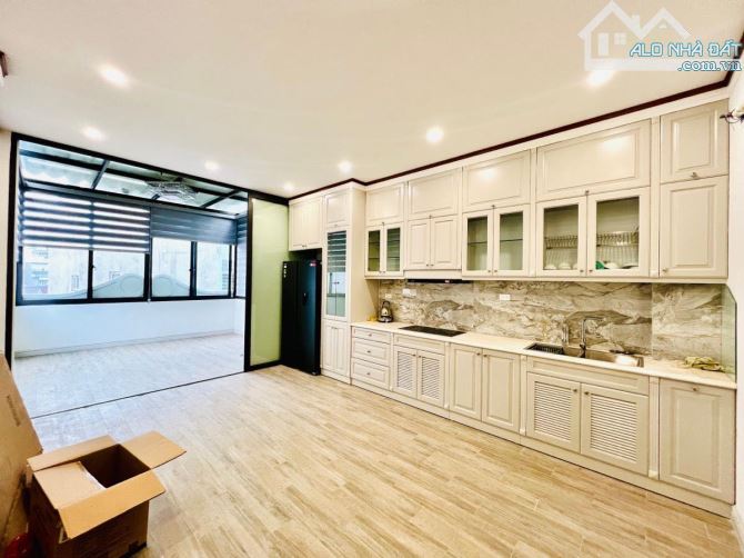 Khúc Thừa Dụ, Cầu Giấy, 49m2, MT 4.2m, 7T, Thang máy, ngõ oto, chỉ 19.5 tỷ !!! - 2