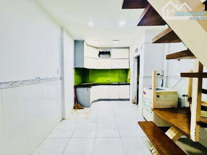 Cần Bán Gấp Nhà Trung Tâm Quận 1, 2PN, Gần Phố Đi Bộ Bùi Viện - 2