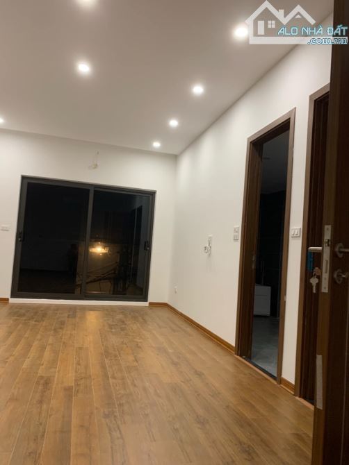 Lô Góc Gần OTO Phố Gia Quất - Long Biên 6T x 52m 9 tỷ có Thương Lượng - 2