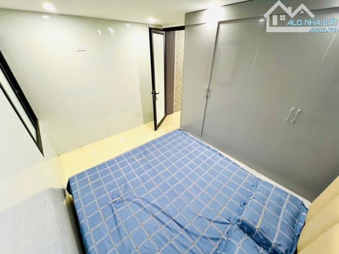 Tập thể 3 Thoáng Tầng 1 Đống Đa🔥Sổ 54m2🔥Dùng 88m2🔥Nhà Đẹp🔥3 Ngủ+2WC🔥Khép Kín🔥4.x Tỷ - 2