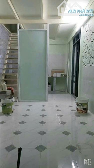 Nhà nhỏ có máy lạnh gần đại học y dược - 2