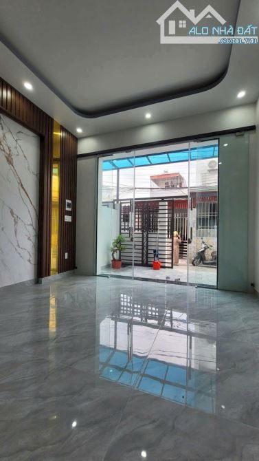 (Đẹp) Cần tiền bán căn nhà 3 T mới đường 3m Đất Đỏ,Kiến An dt 52m2.Giá 2,5 T - 3
