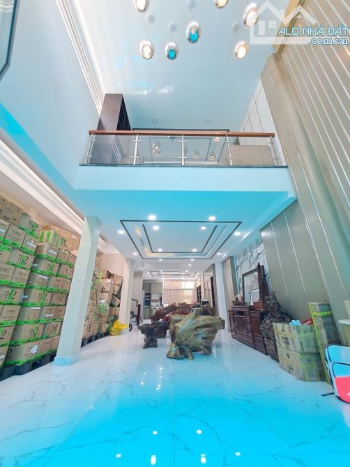NHÀ ĐẸP 5 TẦNG – HXT DƯƠNG QUẢNG HÀM, P6, GÒ VẤP - NT CAO CẤP – GARA – 130M² – CHỈ 16.9 TỶ - 3