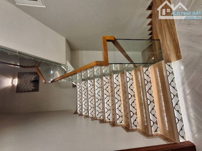 Bán nhà phố 3 tầng 76m² Tân Phú Q7 – Gần Phú Mỹ Hưng – 8.9 tỷ thương lượng - 3