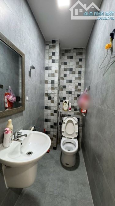 QUẬN 3 – NGUYỄN THIỆN THUẬT – 1 TRỆT 3 LẦU – HẺM 4M – 6.75 TỶ - 3
