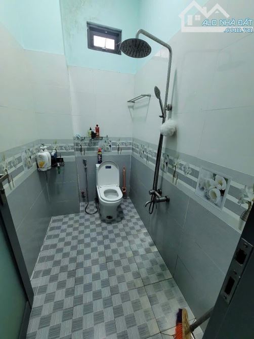 BÁN NHÀ TRƯỜNG CHINH Q12 - 2 TẦNG 96M2 - HẺM XE HƠI - 5.16 TỶ - 3