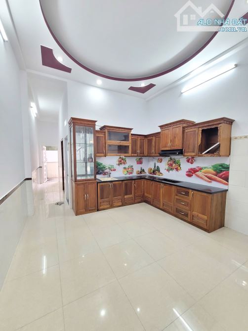 nhà 1 trệt 1 lầu 98,5m2 4ty250 TL cách đường Đỗ Tấn Phong 50m p.Tân Đông Hiệp - 3