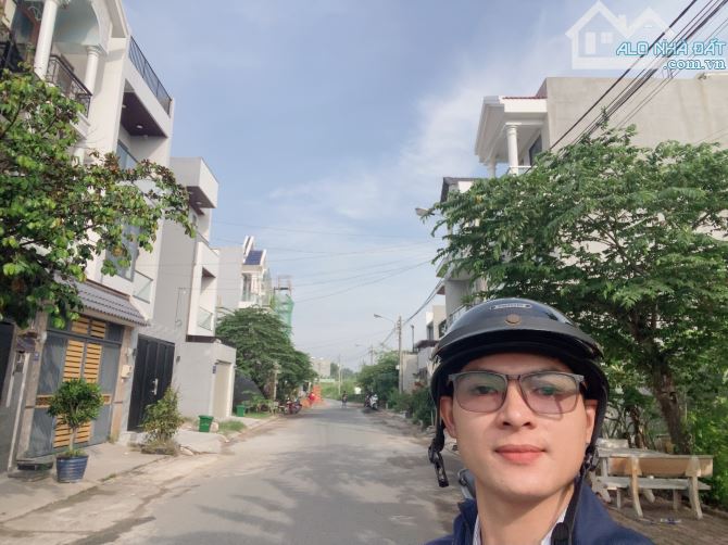 ĐẤT PHÂN LÔ ĐƯỜNG BƯNG ÔNG THOÀN - SÁT KHU CÔNV NGHỆ CAO - 60M2 - ĐƯỜNG 8M - NHỈNH 4 TY - 3