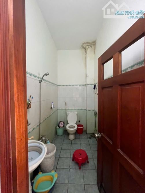 Nhà mặt tiền đường Đông Hưng Thuận phường Tân Hưmg Thuận Quận 12 97m2 nhà 5 tầng bề thế - 3