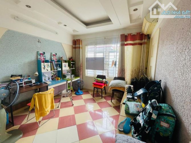 Ngã Tư Trần Khát Chân - Lò Đúc - Dân Xây Khung Cột - Phân Khúc Hiếm - 3