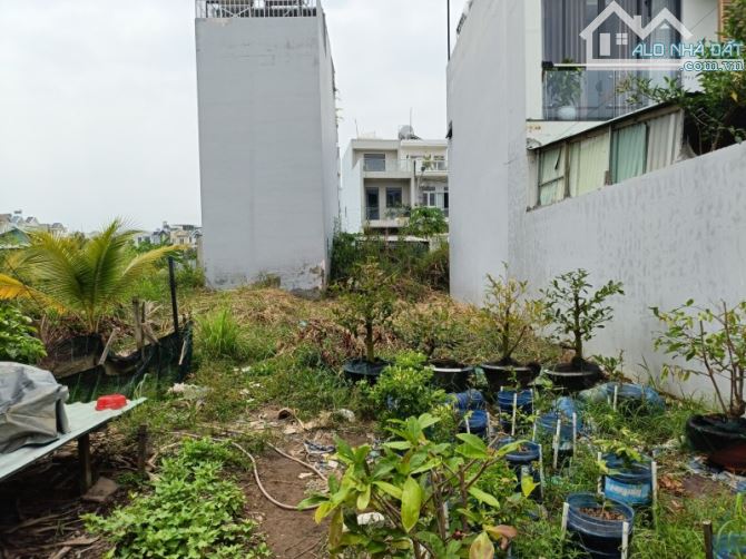 BÁN ĐẤT – 130m² – ĐƯỜNG 8M – Trường Lưu – Long Trường – 4.X TỶ - 3
